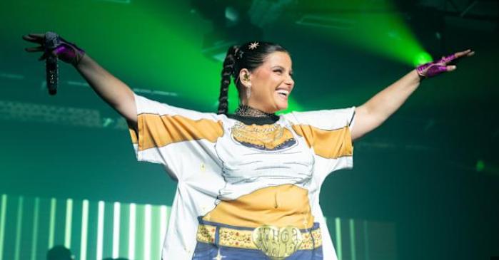 Nelly Furtado Outfit at Britain's Big Festival Performance Sends Message to Body Shamers